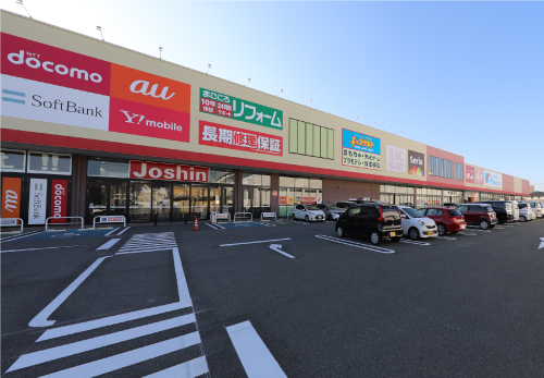 ジョーシン外環柏原店