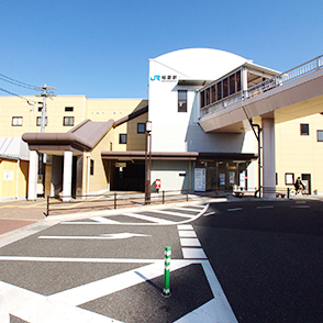 JR関西本線「柏原」駅